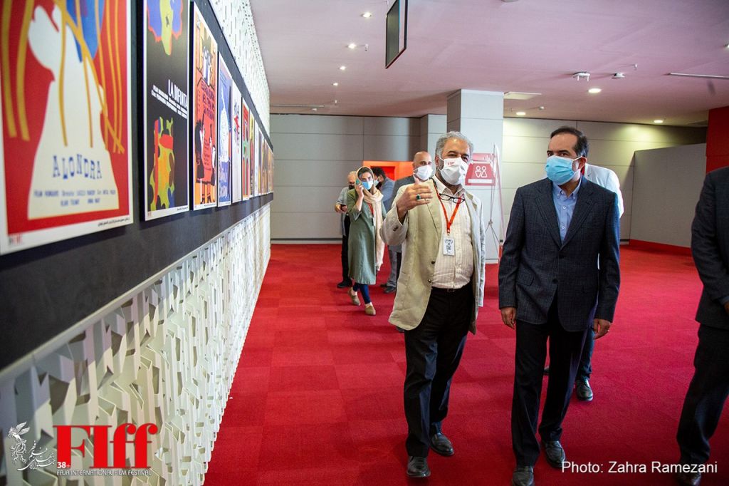 بازدید حسین انتظامی از سی‌وهشتمین جشنواره جهانی فیلم فجر