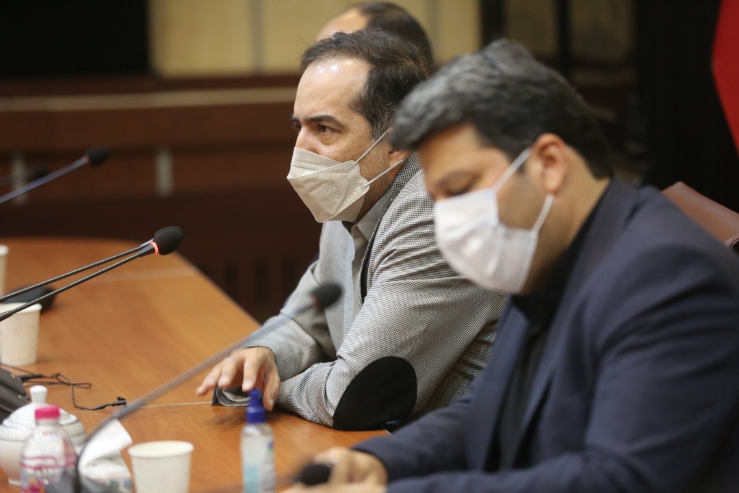 آغاز به کار