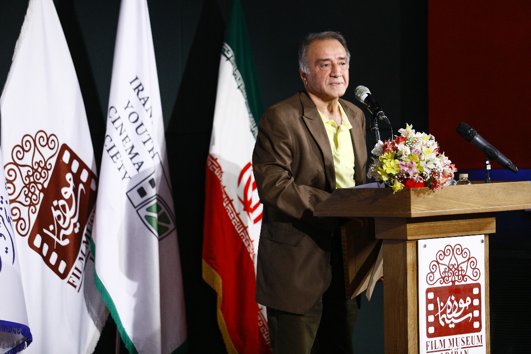 مراسم تجلیل از خبرنگاران حوزه سینما /گزارش تصویری