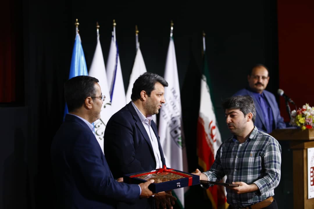 مراسم تجلیل از خبرنگاران حوزه سینما /گزارش تصویری