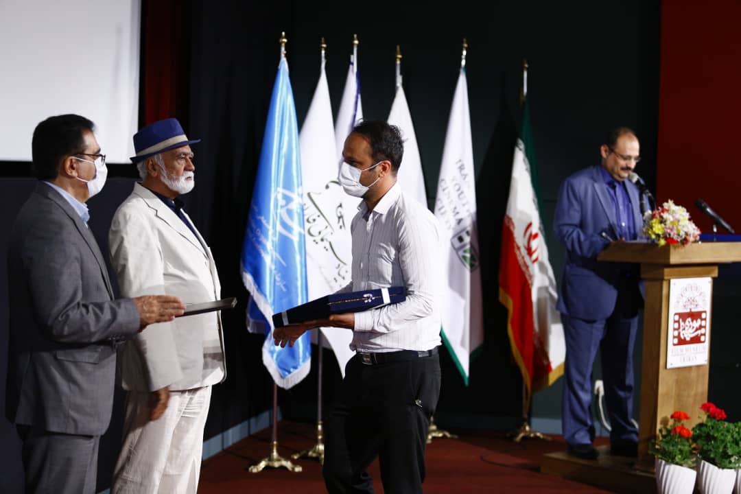 مراسم تجلیل از خبرنگاران حوزه سینما /گزارش تصویری