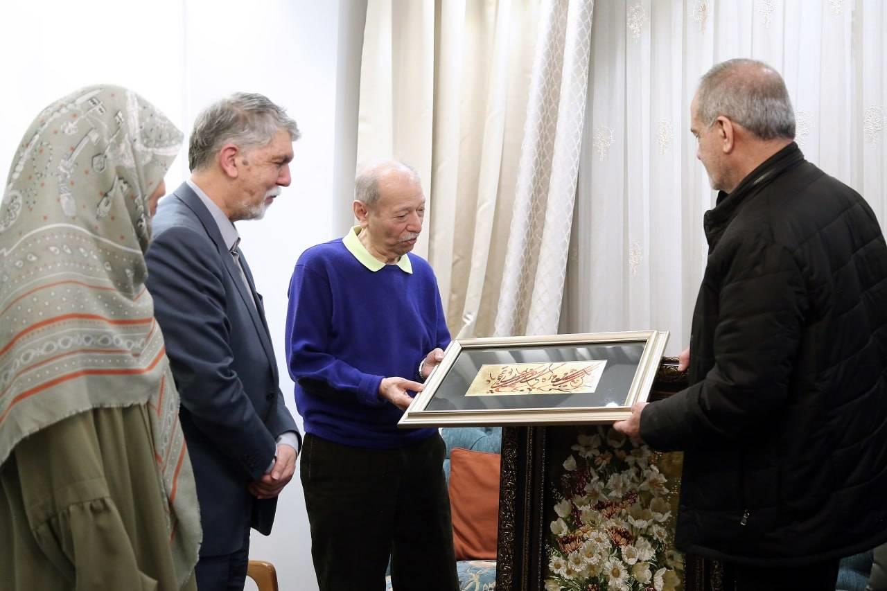 دیدار نوروزی رئیس جمهور با علی نصیریان