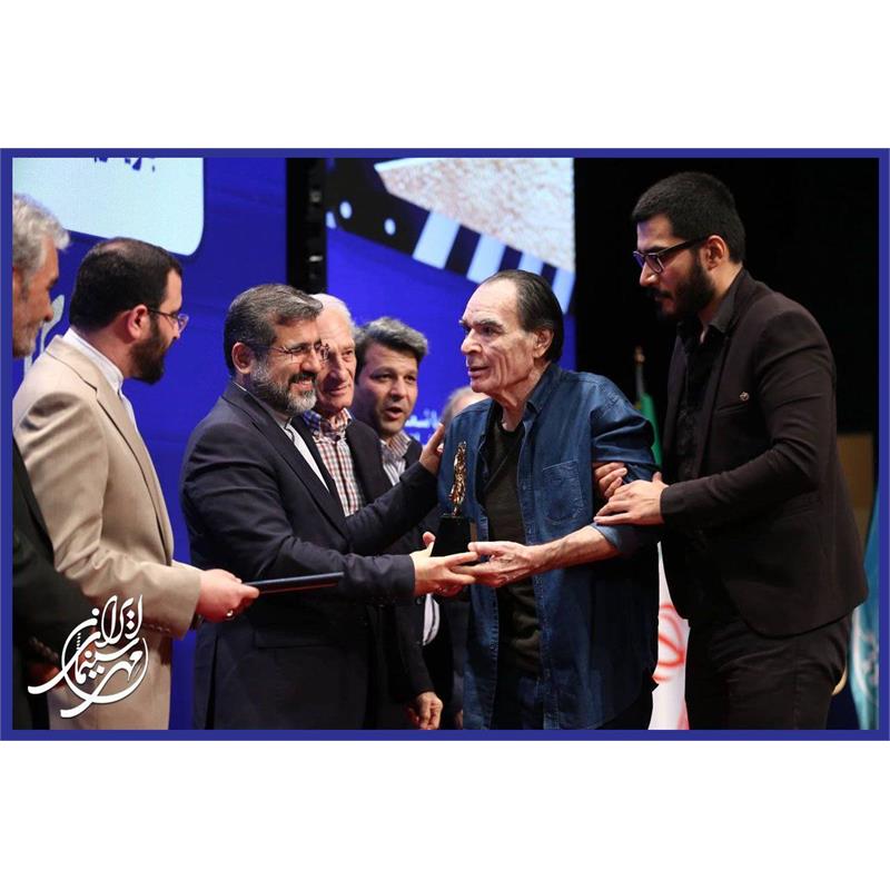 تقدیر از برگزیدگان استانی و پیشکسوتان سینمایی